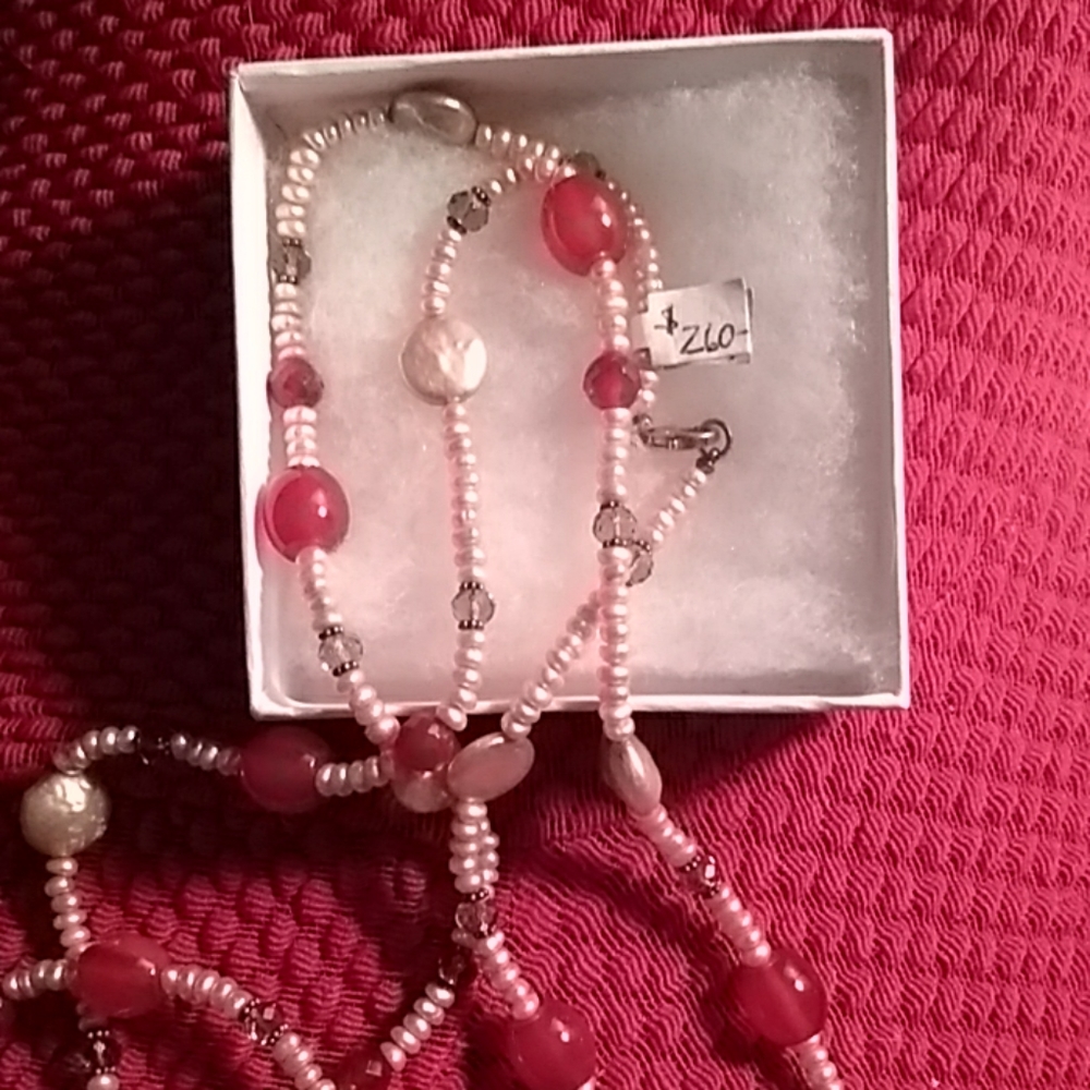 Fresh water pearls necklace